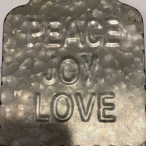 Rustic Metal Wall Hanging with Rope - Picture 3 of 7